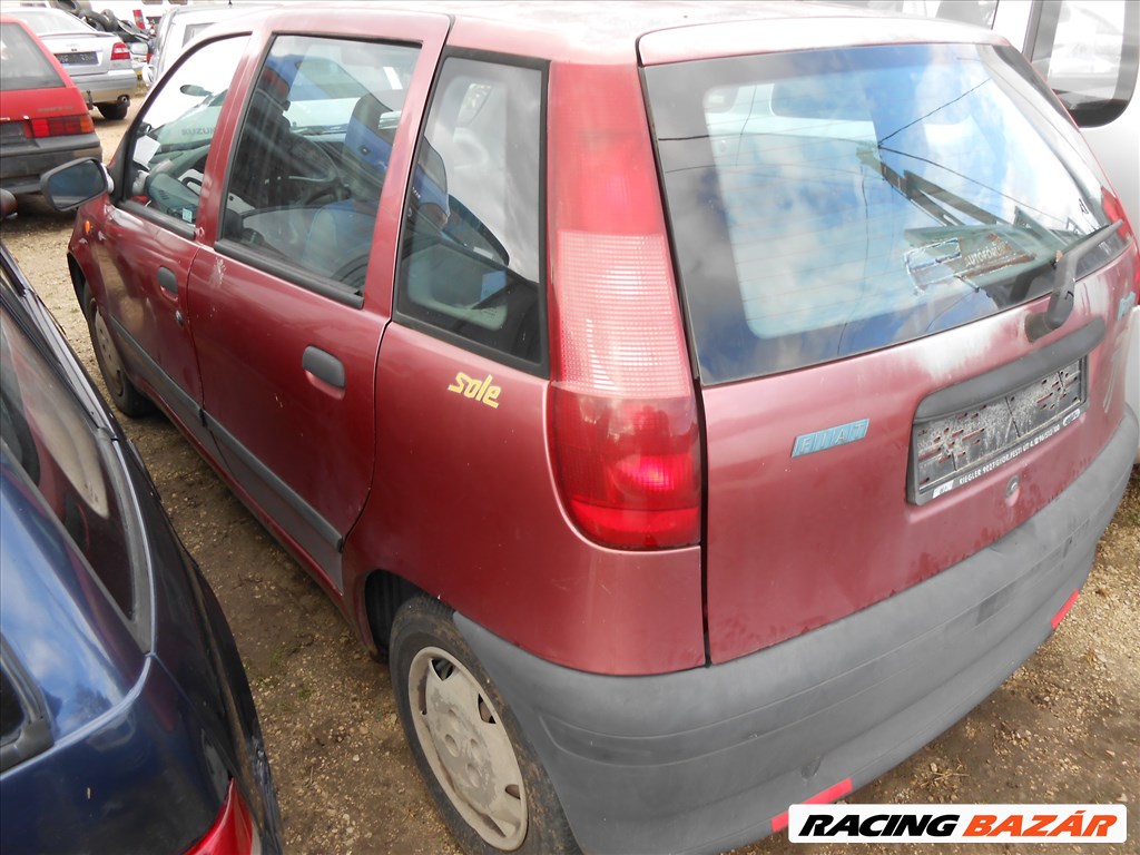 FIAT PUNTO (176) 55 1.1 Bontott gépjármű 2. kép