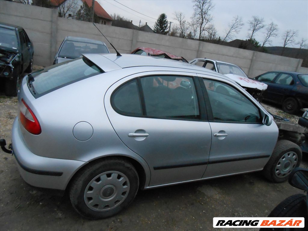 Seat LEON (1M1) 1.4 16V jobb első ablakemelő kapcsoló 1M0959855 4. kép