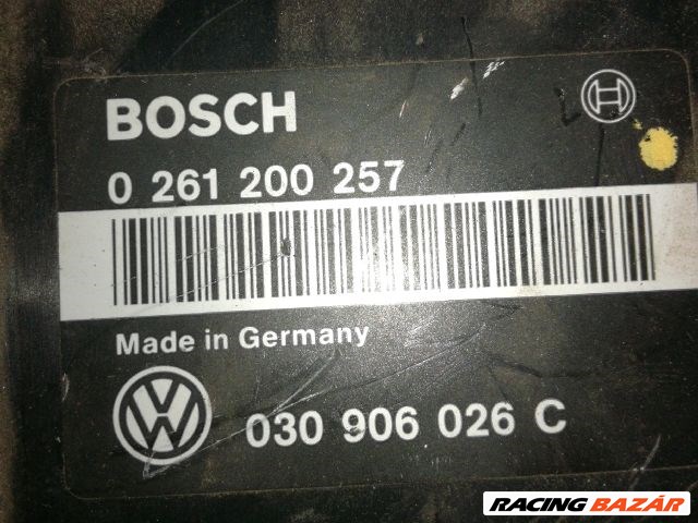 Volkswagen Golf III motorvezérlő 1.4 "89363" 0261200257 030906026c 2. kép