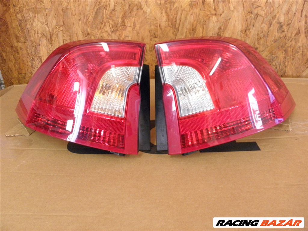 Volvo S60 II 2010-től hátsó lámpák 31395930-31395931 30796268-30796267 1. kép