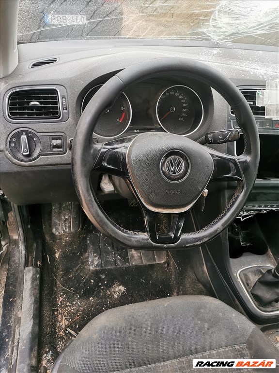 Volkswagen Polo V bontott alkatrészei 6. kép