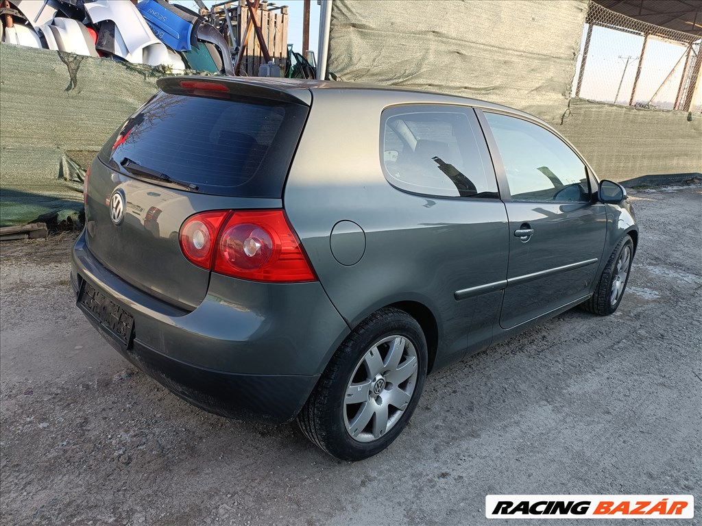Volkswagen Golf V (A5 Typ 1K) bontott alkatrészei 3. kép