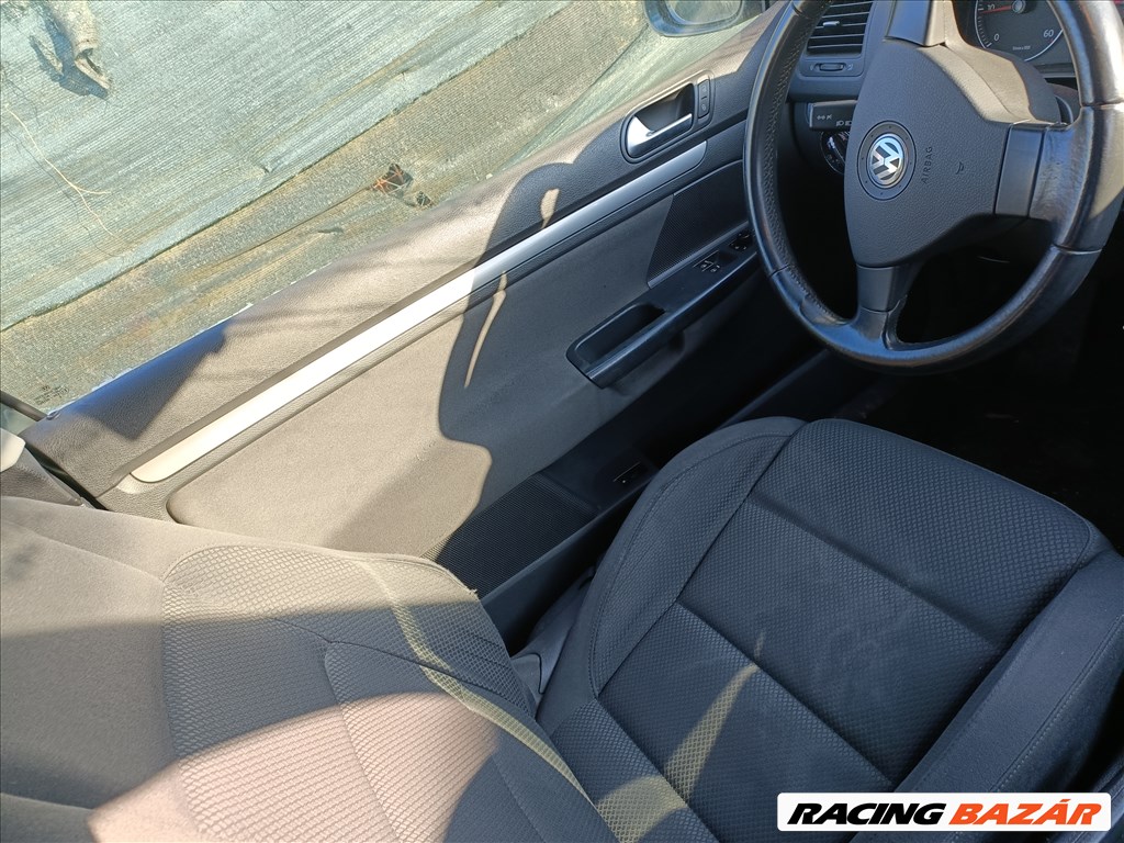 Volkswagen Golf V (A5 Typ 1K) bontott alkatrészei 10. kép