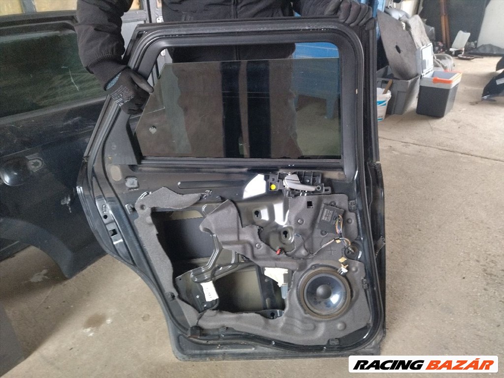 Ford Mondeo 4 kombi 2007-2014 bal hátsó ajtó, üresen 2. kép