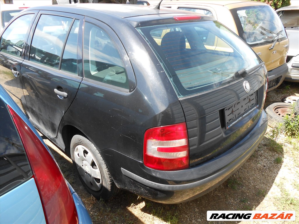 Skoda FABIA I COMBI (6Y5) 1.2 antenna 4. kép