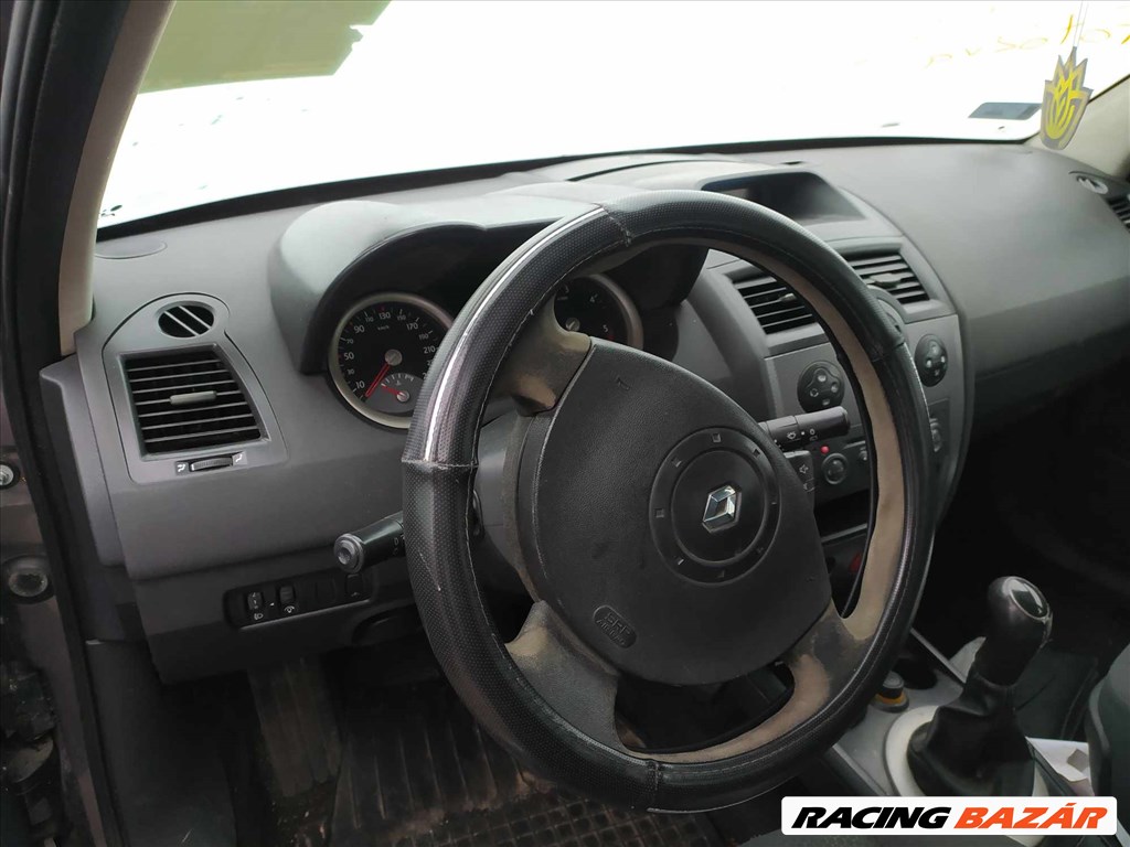 2005 Renault Megane kombi 1.5 DCI, manuális-  balkormányos - BONTÁS! 15. kép
