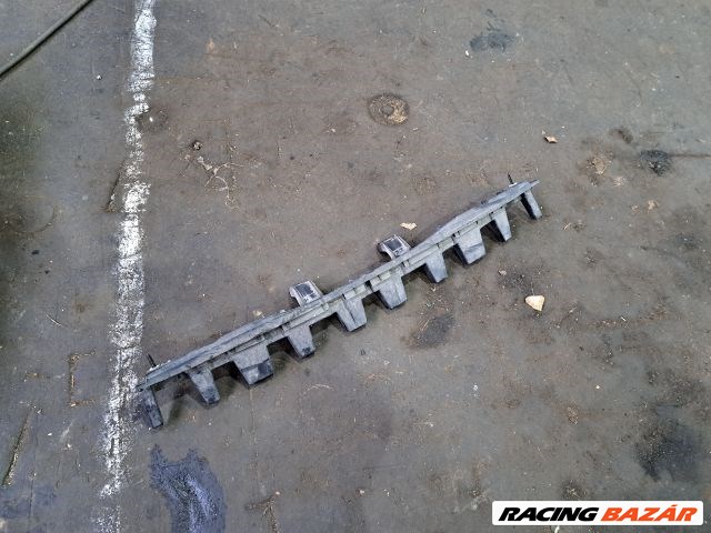 Citroën C4 Picasso I Hátsó középső Lökhárító Tartó (Műanyag) 9680464460 1. kép