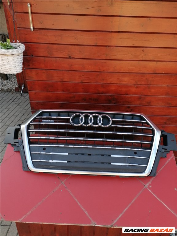Audi Q7 Qvattro hűtőrács.  4m0853037c 1. kép