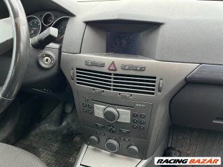 OPEL ASTRA H Jobb hátsó Ablak 8. kép