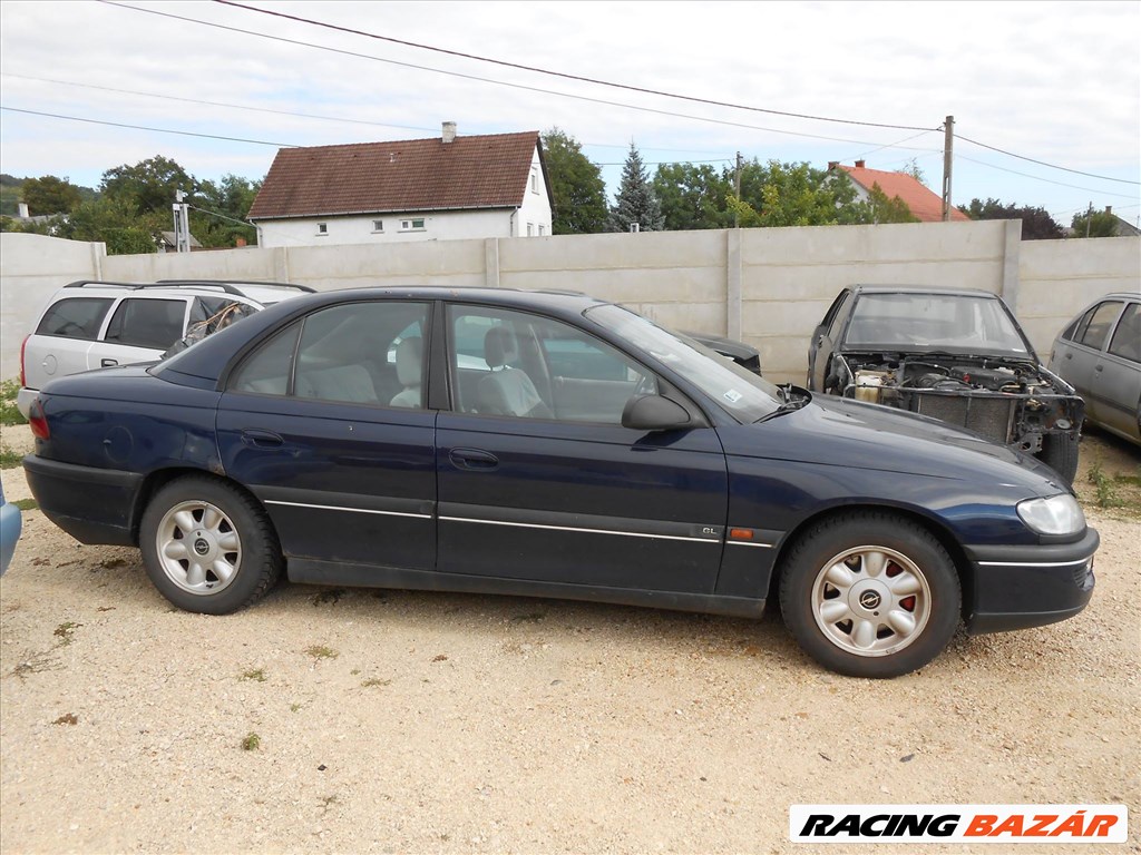 Opel OMEGA B (25_26_27) 2.5 TD légtömegmérő 4. kép