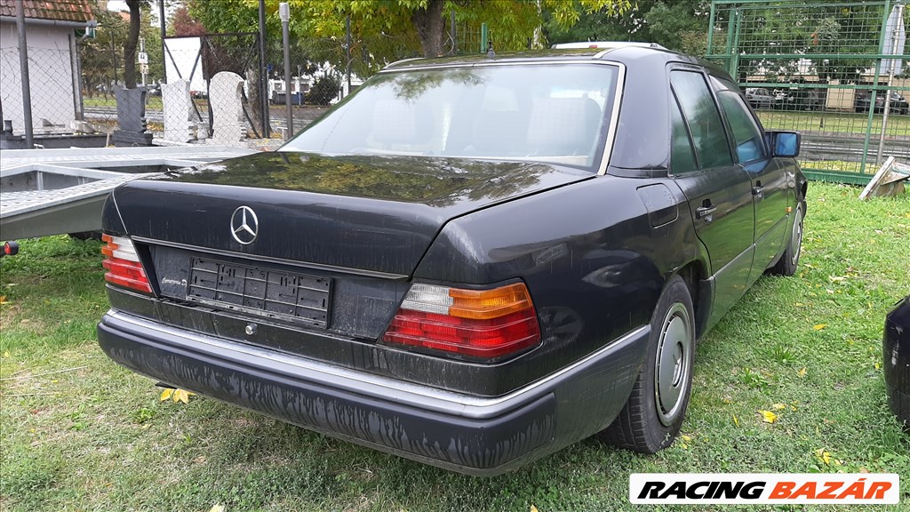 Mercedes 200 (W124) bontásra egyben eladó 3. kép