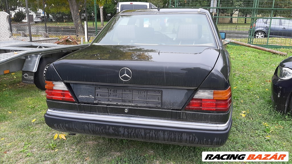 Mercedes 200 (W124) bontásra egyben eladó 5. kép