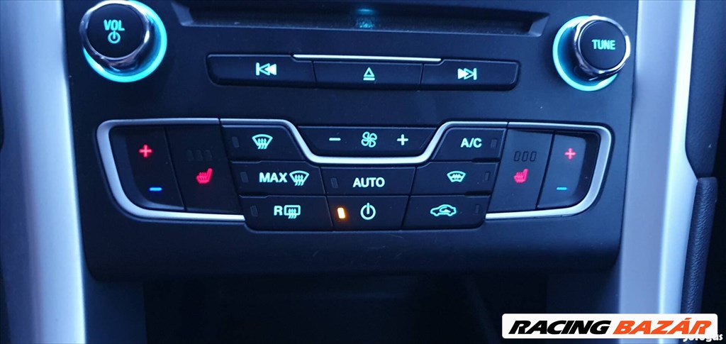 Ford Mondeo Mk5 digitális klímavezérlő panel , ülésfűtés kapcsoló 1. kép