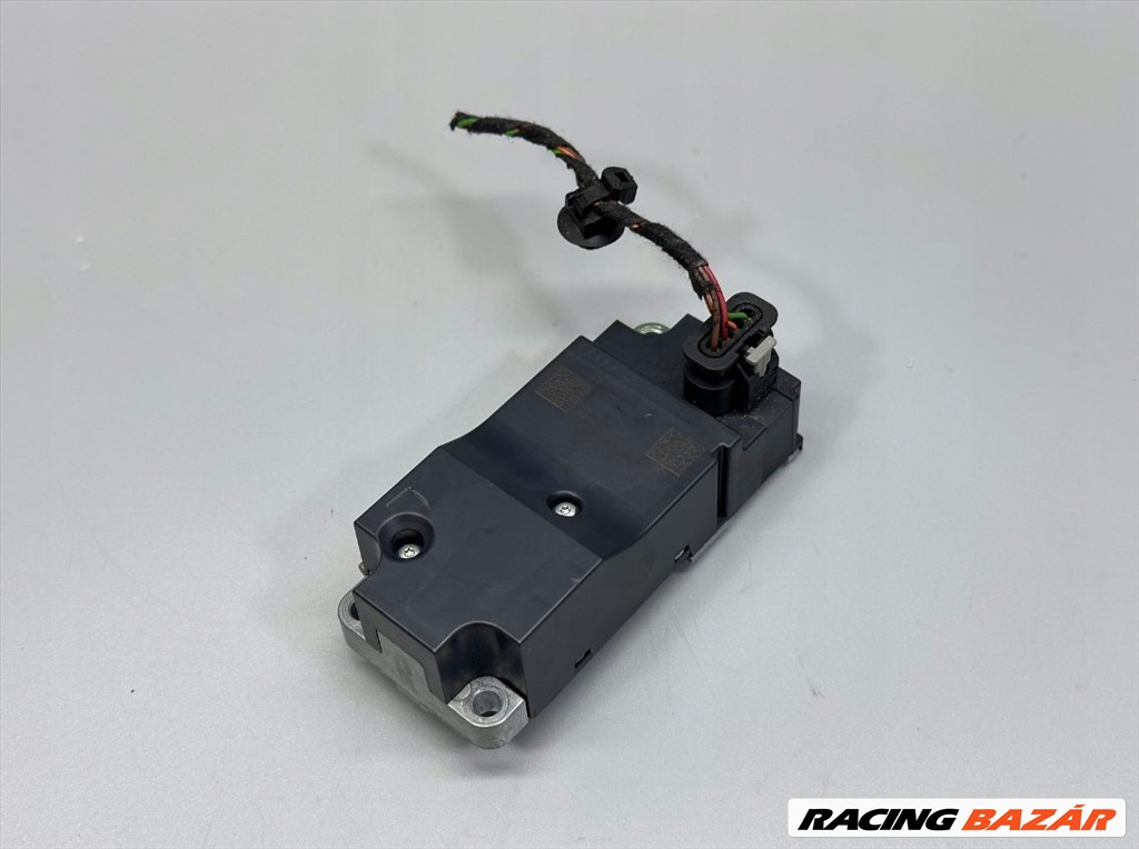Audi A4 (B9 - 8W), Volkswagen Passat B8 elektromos kormányzár 3q0905861a 1. kép