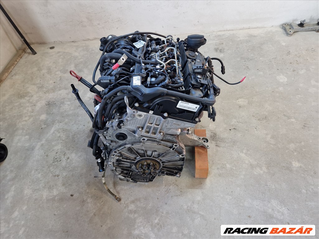 BMW X1 20d N47D20C motor 1. kép
