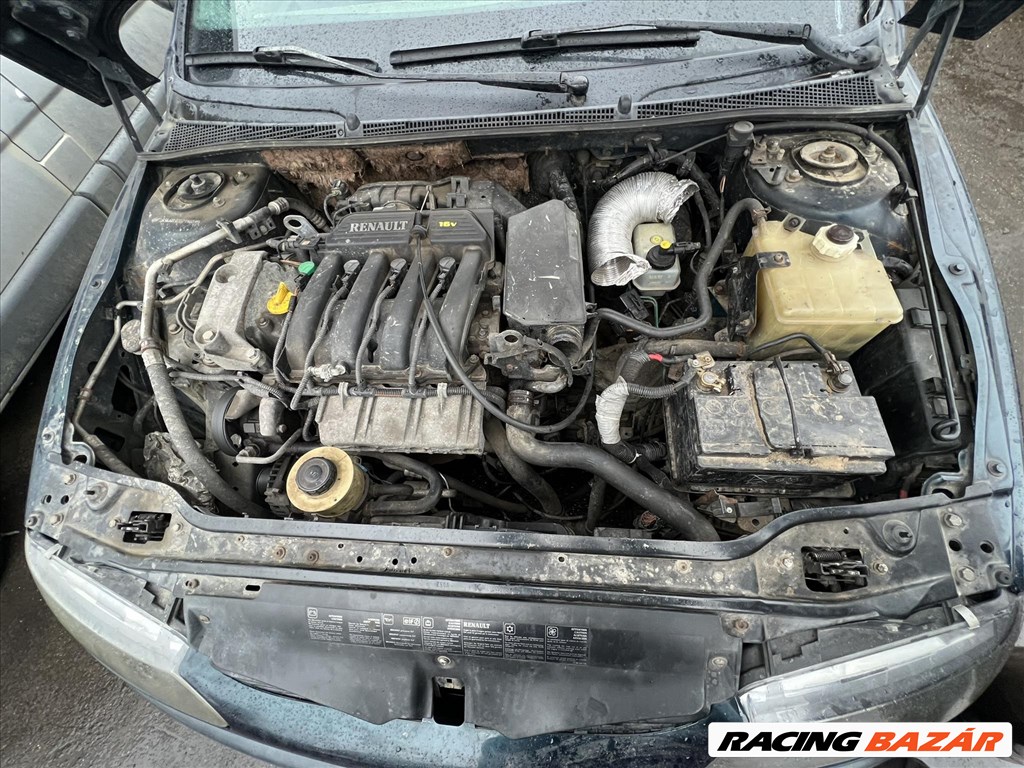Renault Laguna 1.6 -K4MF-  bontott alkatrészei 4. kép