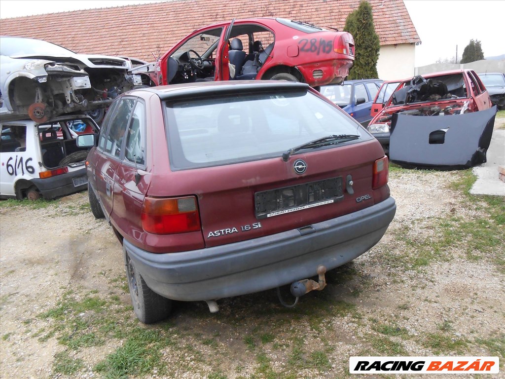 Opel ASTRA F Ferdehátú (53_54_58_59) 1.6 i 1. befecskendező 17092023 3. kép