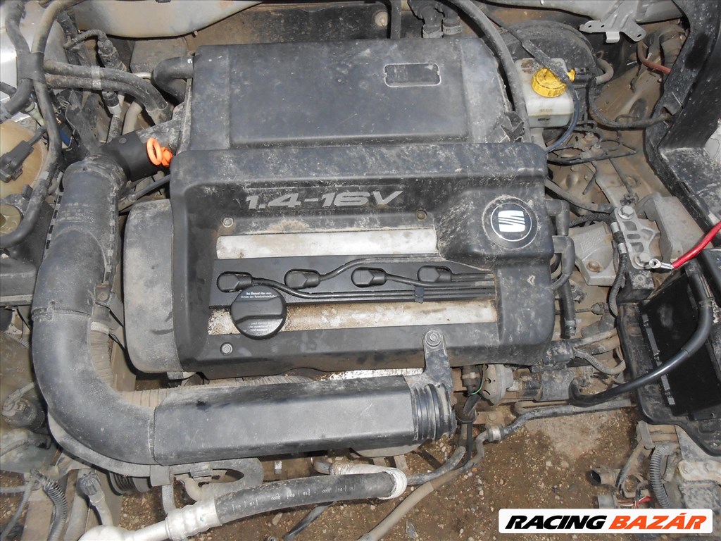 Seat LEON (1M1) 1.4 16V jobb hátsó fix üveg 1. kép