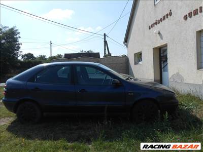 Fiat BRAVA (182) 1.2 16V 80 kalaptartó