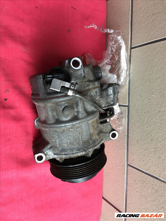 Mercedes Benz C osztály W 205 klíma kompresszor a0008304400 3. kép