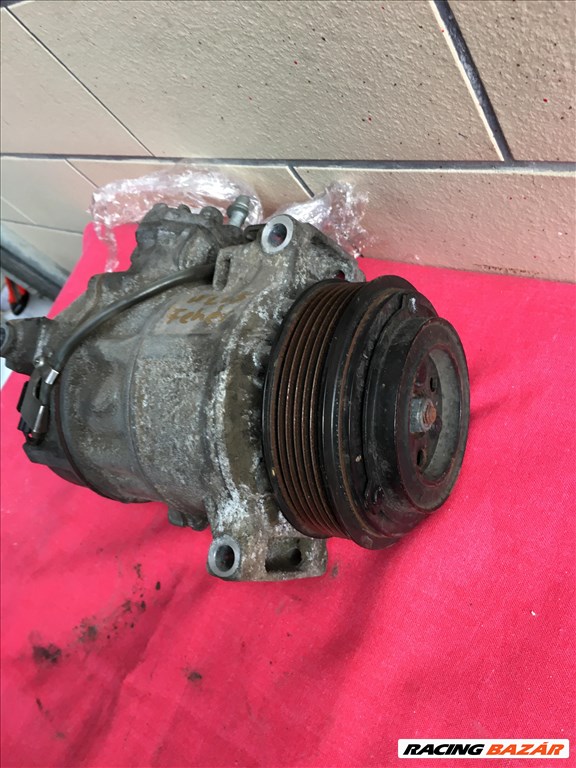 Mercedes Benz C osztály W 205 klíma kompresszor a0008304400 5. kép