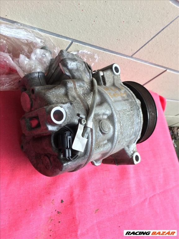 Mercedes Benz C osztály W 205 klíma kompresszor a0008304400 4. kép