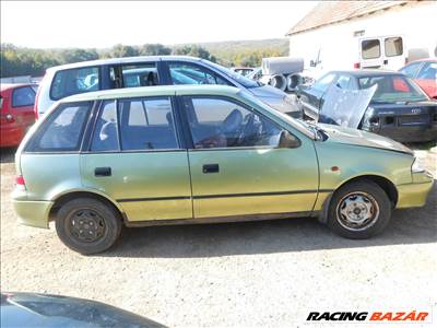 Suzuki SWIFT II FERDEHÁTÚ (EA_MA) 1.3 jobb hátsó ajtó (részeivel)