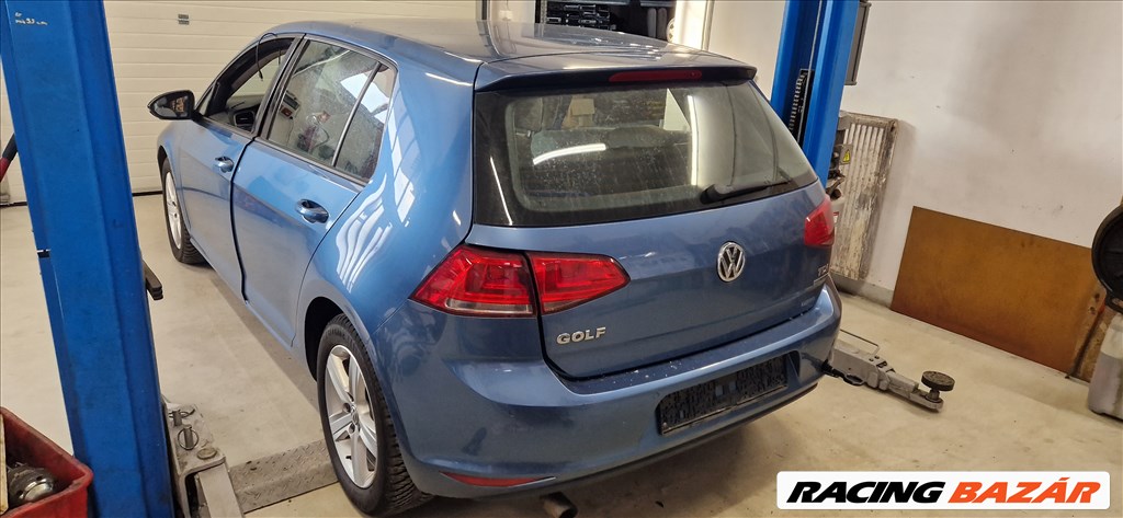 Volkswagen Golf VII (A7 Typ 5G) bontott alkatrészei 4. kép