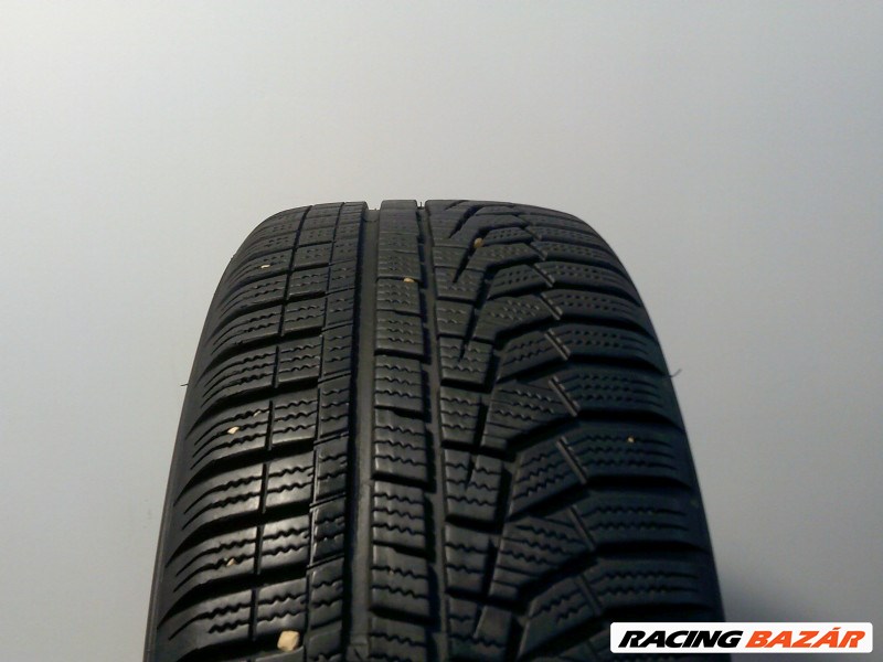 Hankook W320 205/55 R17  1. kép