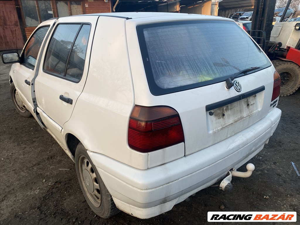 Volkswagen Golf III 1.9TDI (A3 Typ 1H) bontott alkatrészei 2. kép