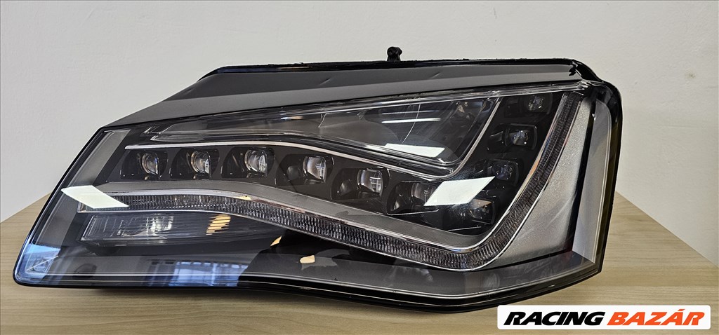 Audi A8 lámpa/ fényszóró 4H0941003 1ex010188611 1. kép