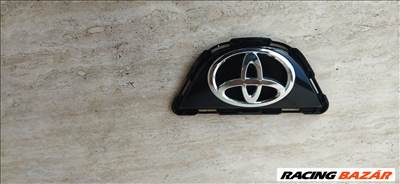 Toyota Aygo X 2022- gyári első hűtőmaszk embléma  753120h040