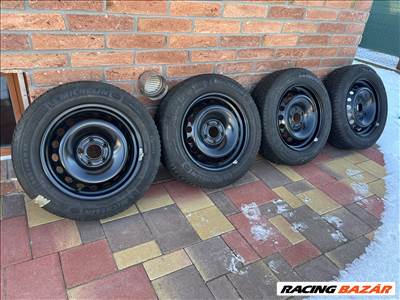 16” 5x114,3 Renault lemezfelni szett téligumikkal ÚJSZERŰ!