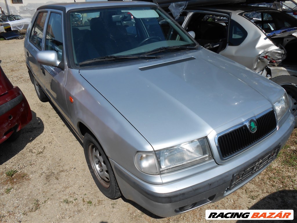 Skoda FELICIA II (6U1) 1.3 bal fényszóró 1. kép