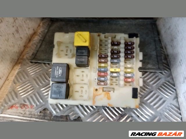 Ford Focus Mk1 utastér biztosítéktábla "127812" 518234802 1. kép