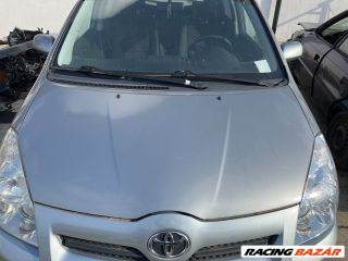 TOYOTA COROLLA Verso (ZER, ZZE, R1) Motorháztető