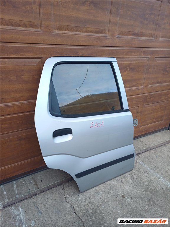 Suzuki Ignis jobb hátsó ajtó 1. kép