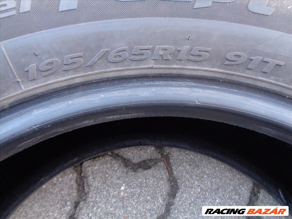 Hankook 195/65R15 téli gumi jó állapotban eladó. 8. kép