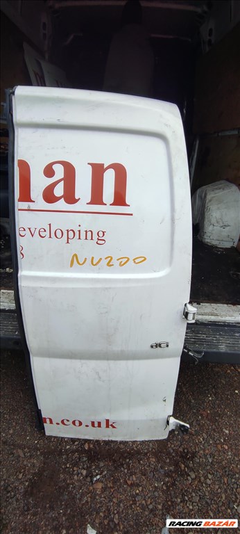 Nissan NV Csomagtér ajtó  1. kép