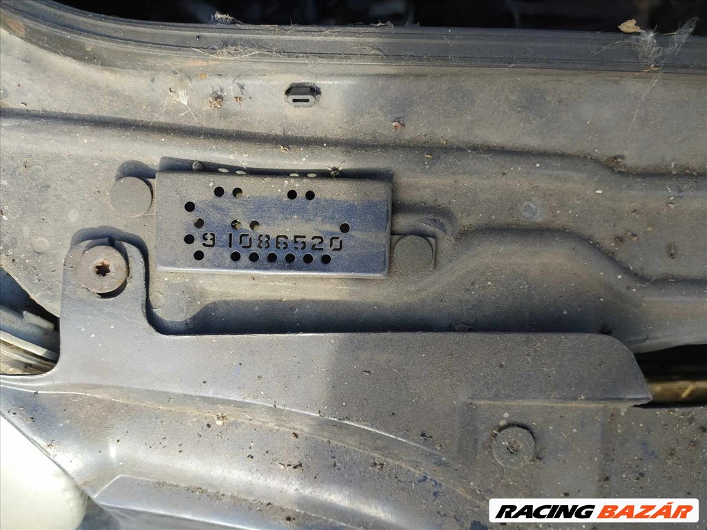 2002 Alfa 147 1.6  TwinSpark 1.6 benzin, manuális -  balkormányos jármű ÉRKEZETT bontási céllal! 12. kép