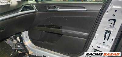 Ford Mondeo Mk5 kombi ajtókárpit garnitúra 