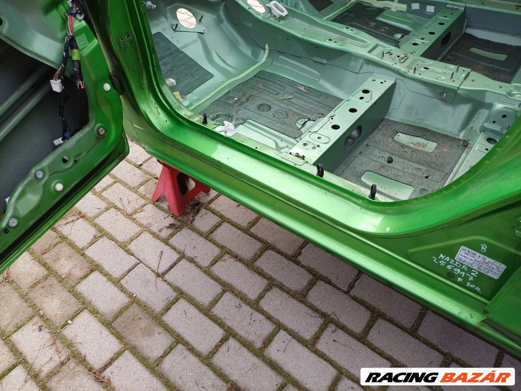 Mazda 2 5 ajtós bal küszöb 3. kép