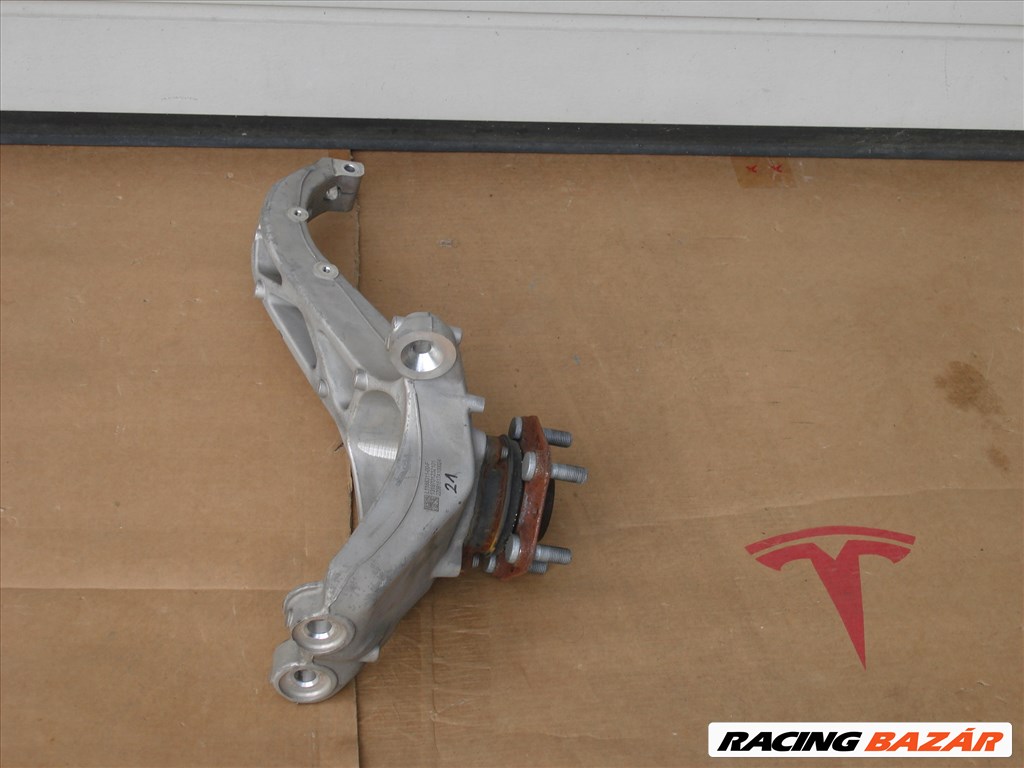 Tesla Model Y Bal első Csonkálvány+kerék csapágy 1188311-00-F 2020-tól 1. kép