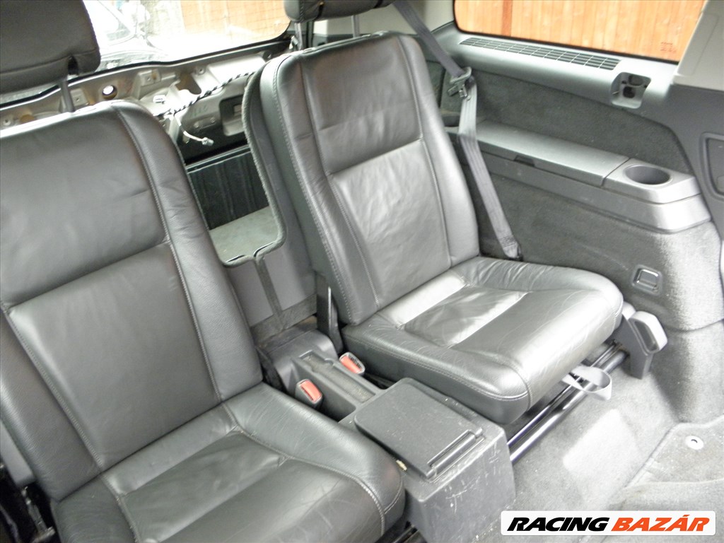 Volvo XC90 7 üléses fekete bőr belső tér 3. kép