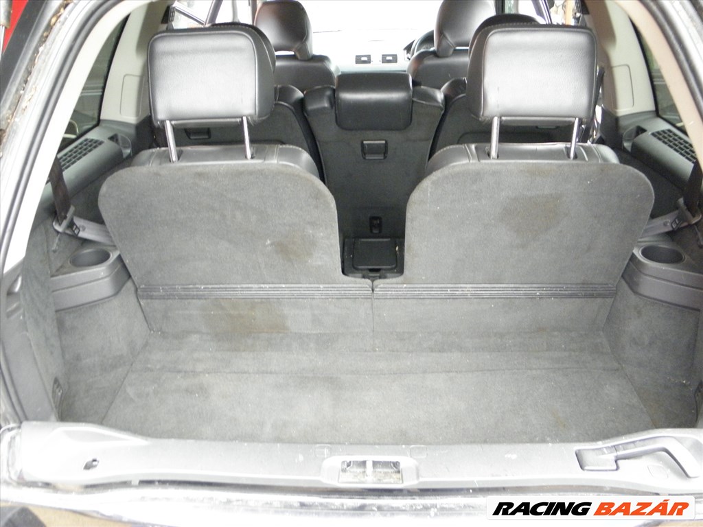 Volvo XC90 7 üléses fekete bőr belső tér 4. kép