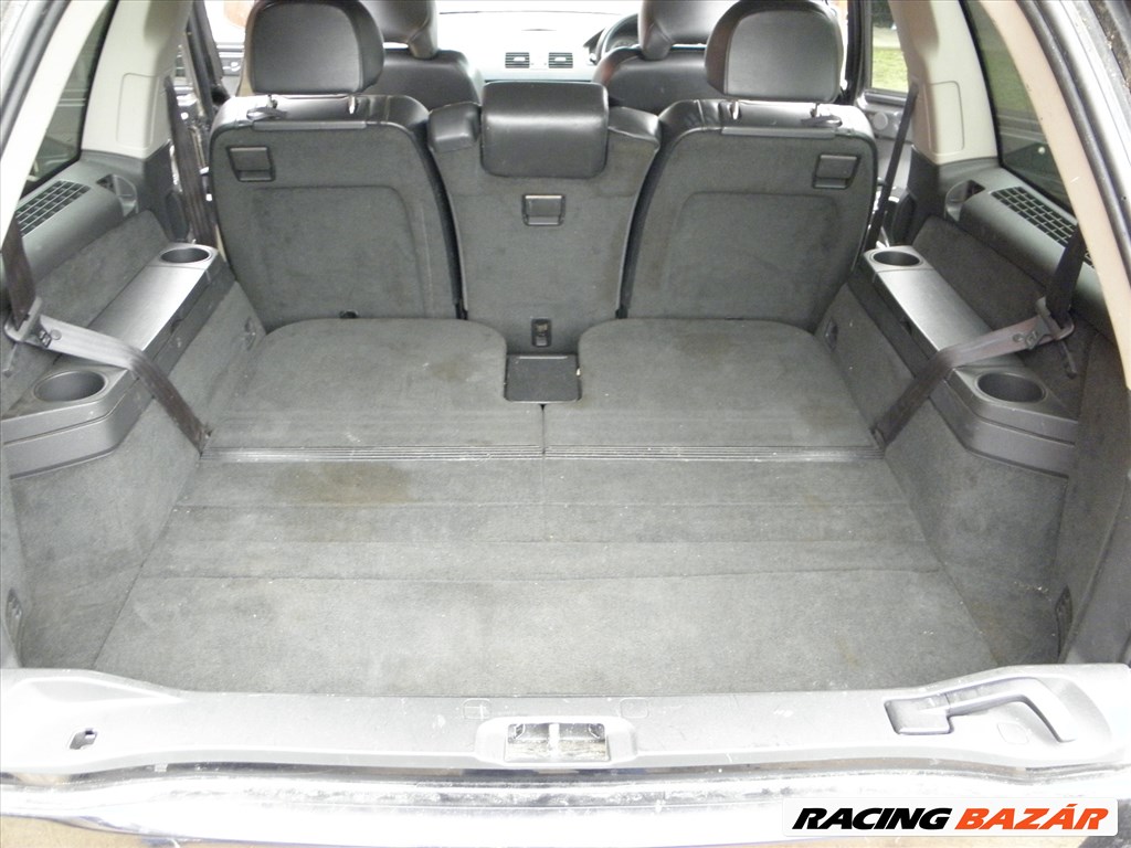 Volvo XC90 7 üléses fekete bőr belső tér 5. kép