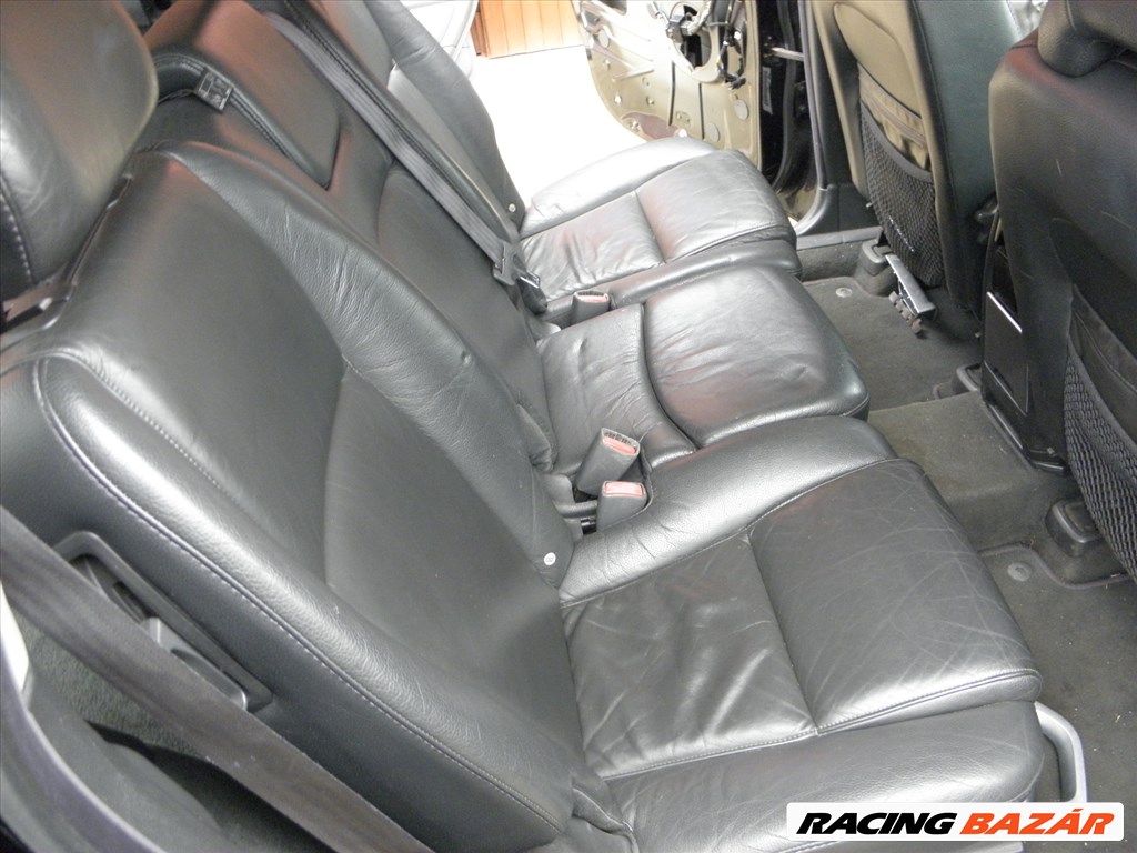 Volvo XC90 7 üléses fekete bőr belső tér 8. kép