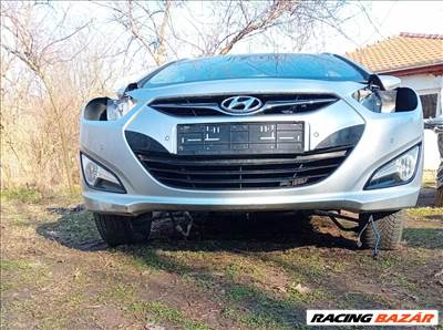 Hyundai i40 bontott alkatrészei