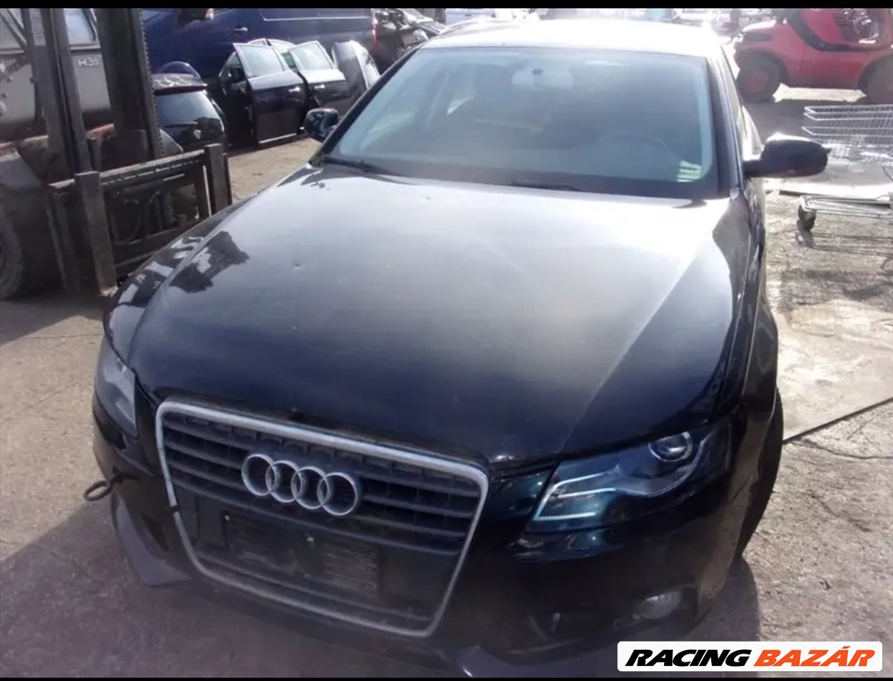 Audi A4 (B8 - 8K) bontott alkatrészei 2. kép