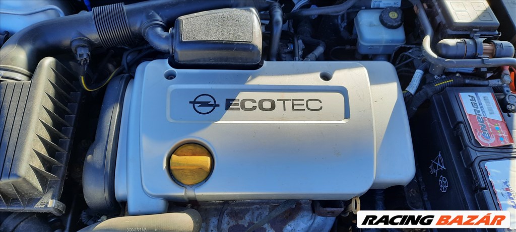 Opel Astra G Z16XE motorblokk  1. kép